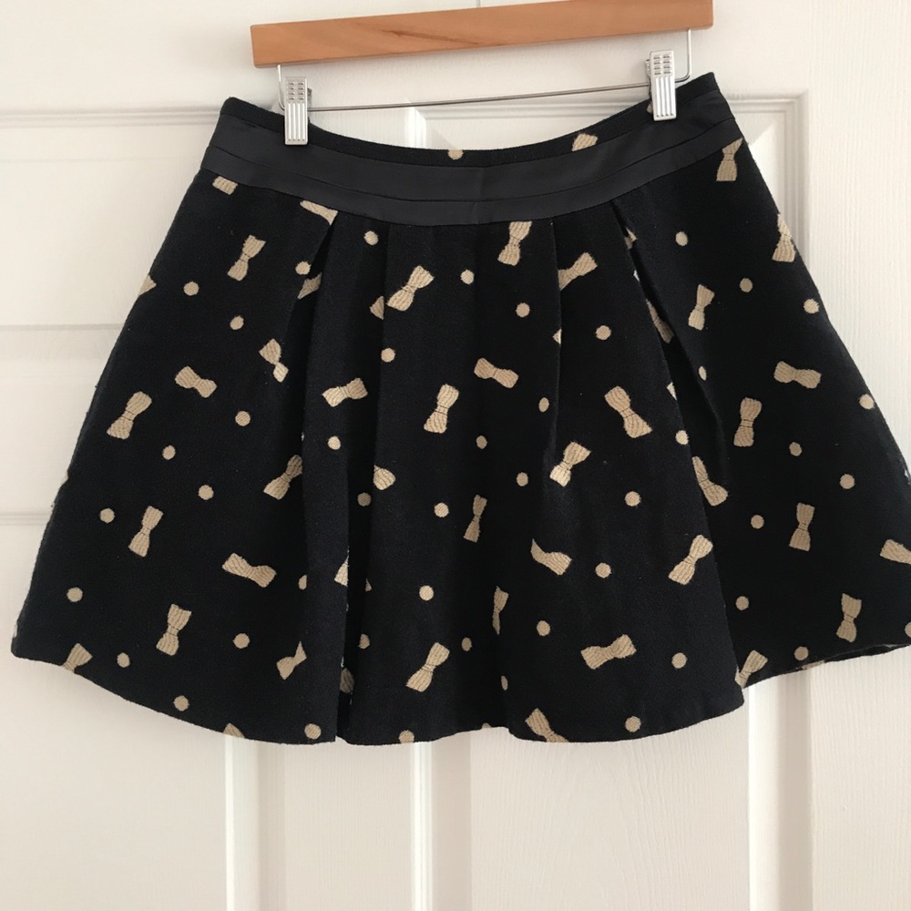 Wool mini skirt in Navy
